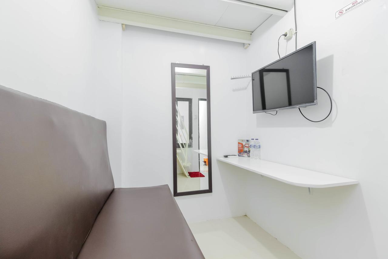 Reddoorz Near Hayam Wuruk Plaza Hotell Jakarta Eksteriør bilde